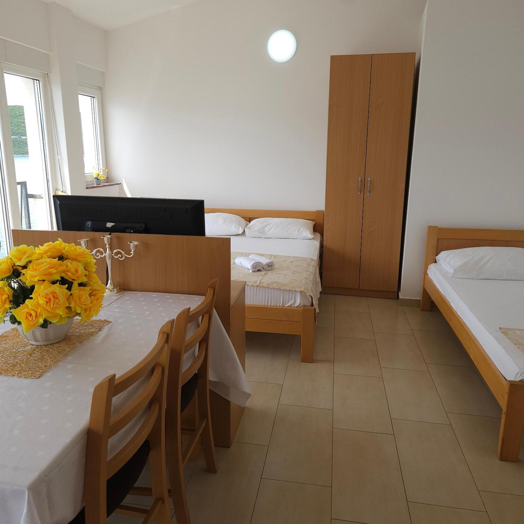 Apartments Cytrus Neum Exterior photo